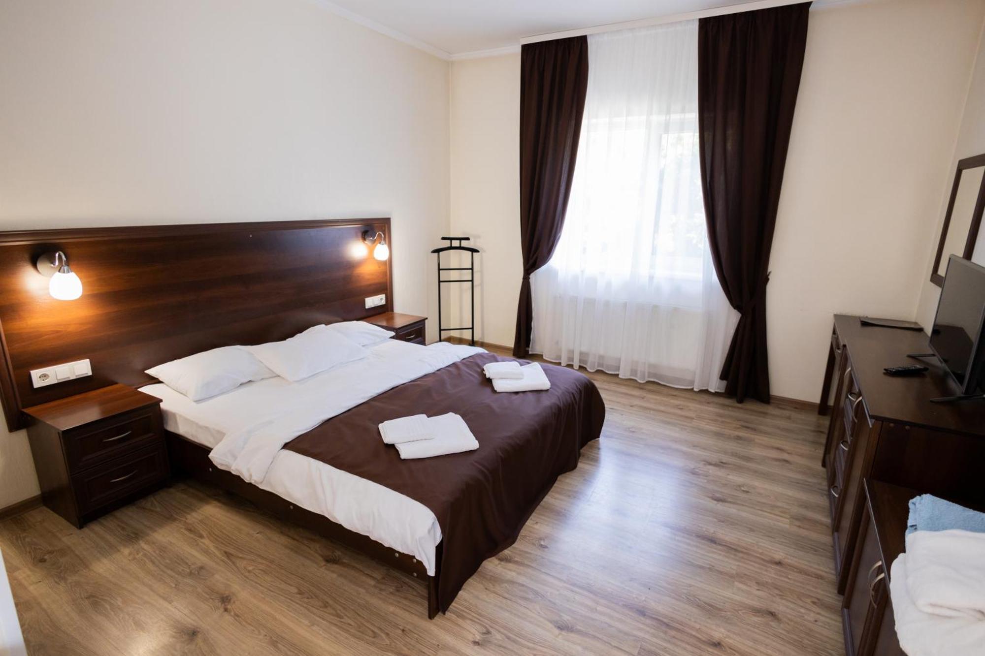 Fantasia Hotel Polyana (Transcarpathia) Exterior foto