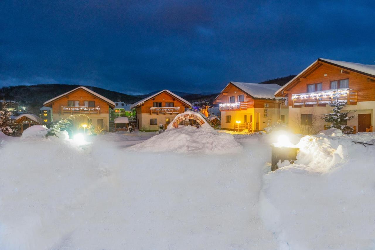 Fantasia Hotel Polyana (Transcarpathia) Exterior foto